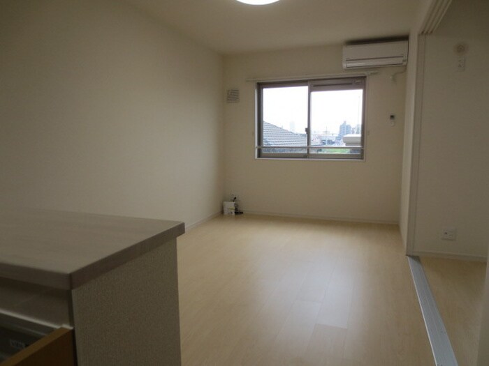 物件内観写真12　(居室)