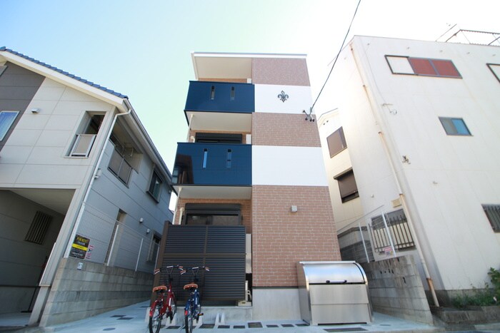 物件外観写真1　(外観写真)