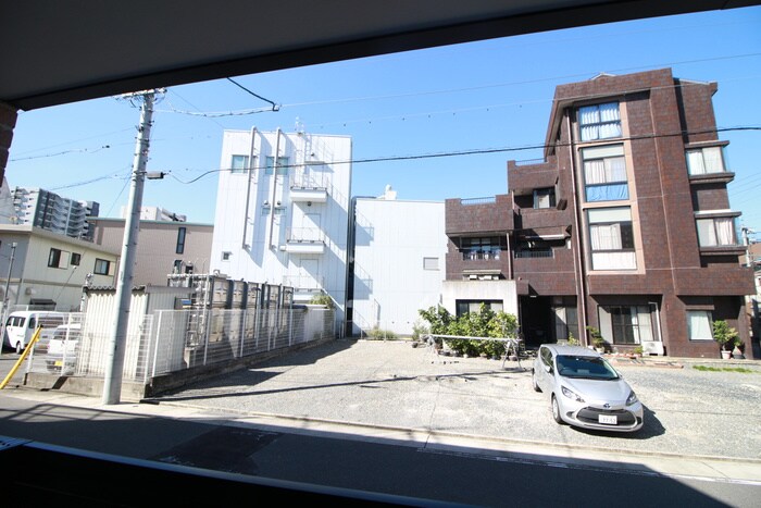 物件内観写真15　(室内からの展望)