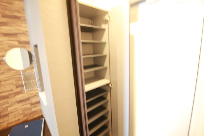 物件内観写真16　(靴箱)