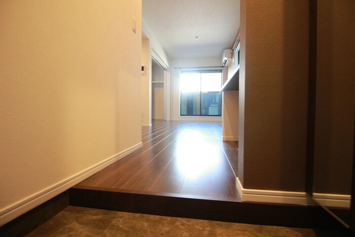 物件内観写真19　(廊下)