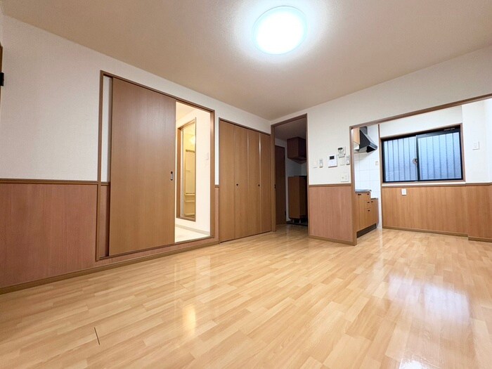 物件内観写真7　(居室)