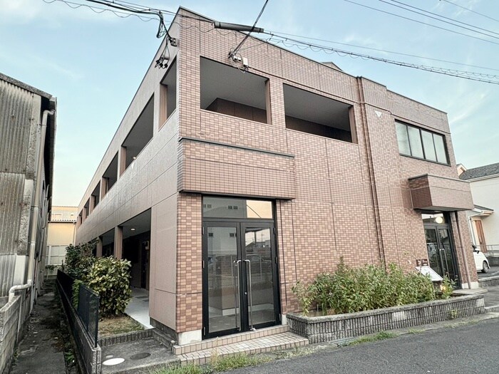 物件外観写真3　(外観写真)