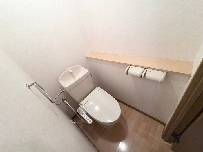 物件内観写真11　(トイレ)