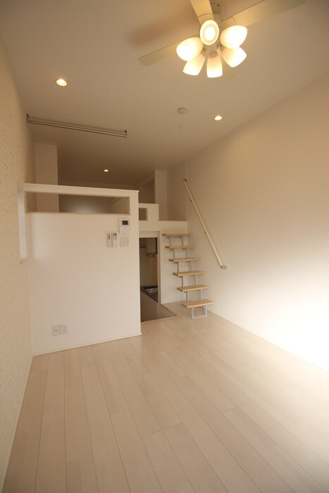 物件内観写真19　(居室)