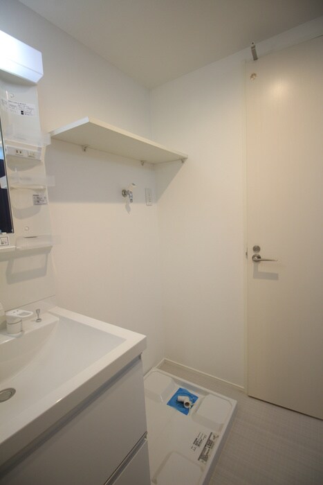 物件内観写真19　(洗濯機置場)