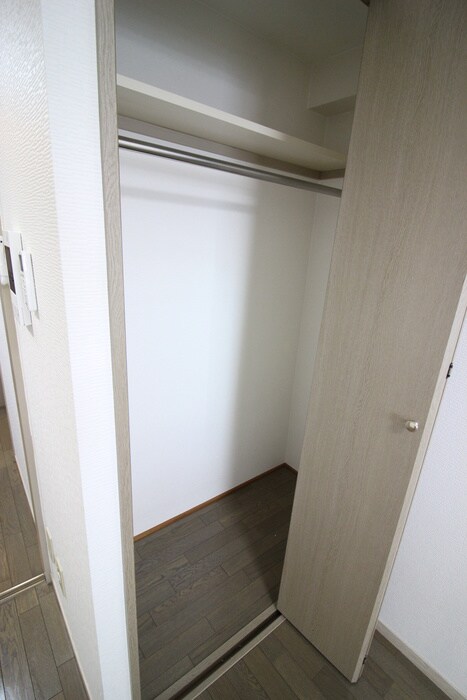 物件内観写真16　(収納)