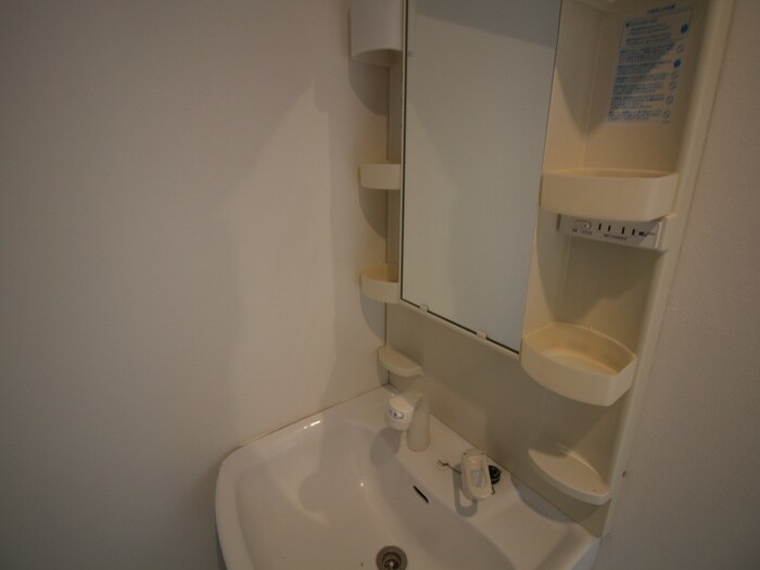 物件内観写真9　(洗面)