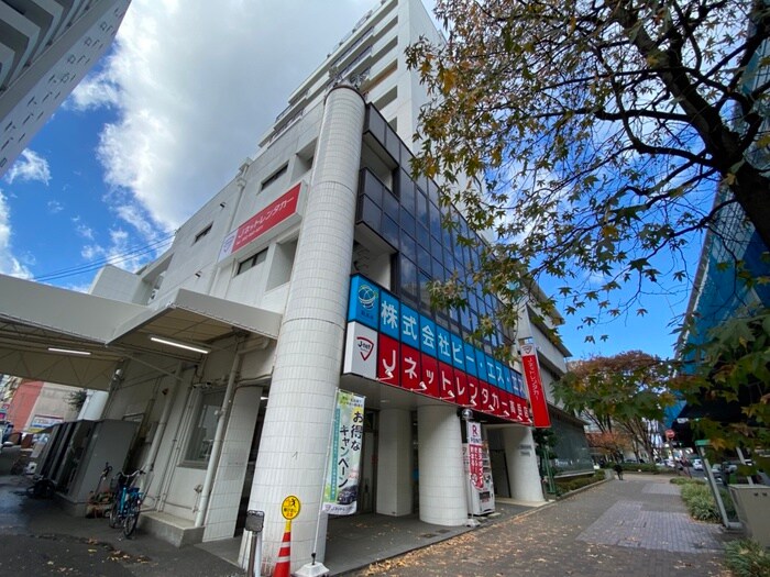 物件外観写真4　(駐車場)