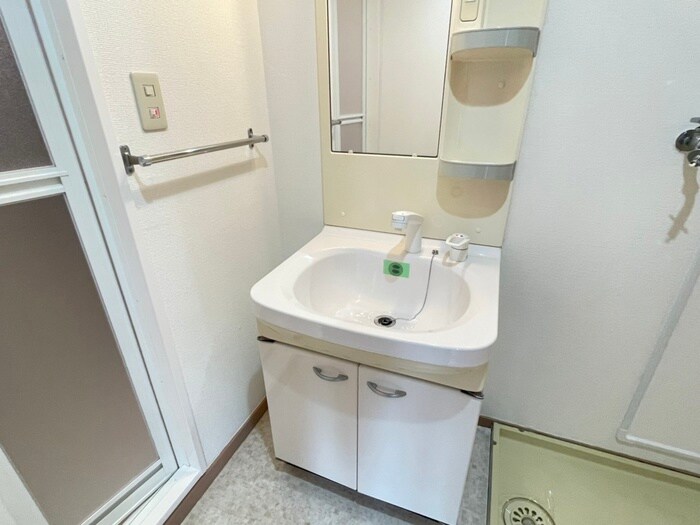 物件内観写真13　(洗面)