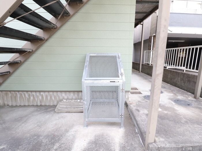 物件外観写真4　(建物設備)