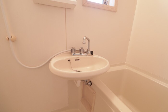 物件内観写真10　(洗面)