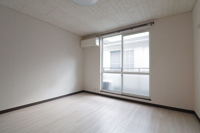 物件内観写真20　(居室)
