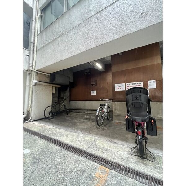 駐輪場