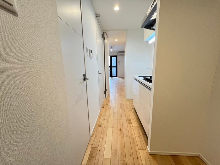 物件内観写真21　(廊下)