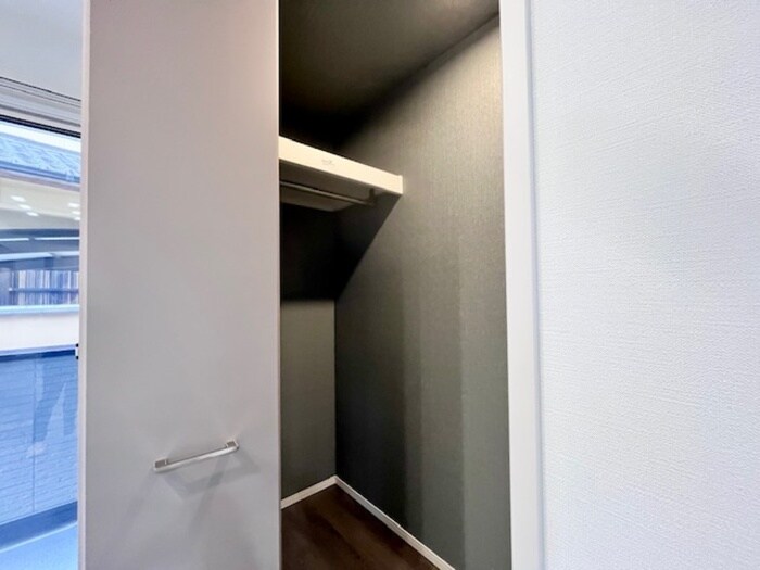 物件内観写真21　(収納)