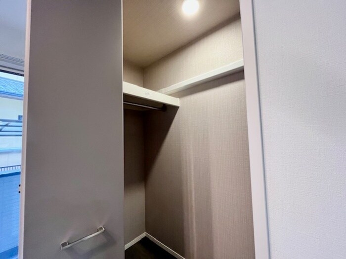 物件内観写真21　(収納)