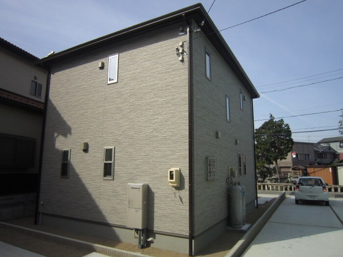 一宮市下沼町戸建Ａの物件外観写真