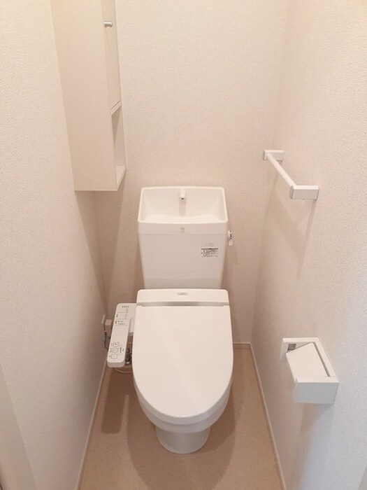 物件内観写真14　(トイレ)