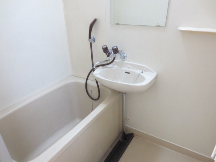 物件内観写真9　(バス／シャワールーム等)