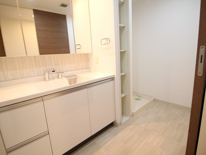 物件内観写真10　(洗面)