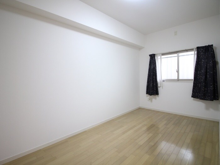 物件内観写真14　(居室)