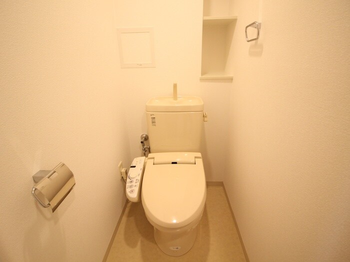 物件内観写真16　(トイレ)