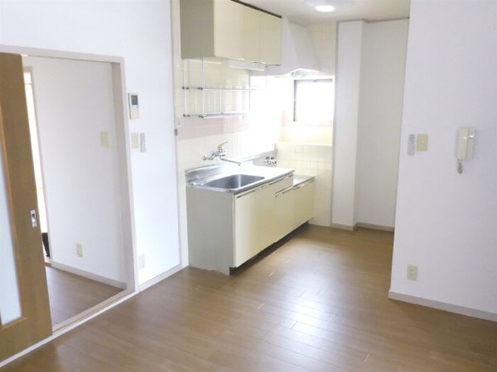 物件内観写真5　(居室)