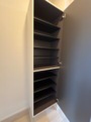 物件内観写真7　(靴箱)