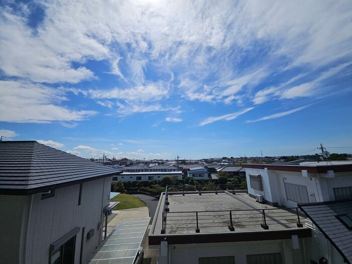 物件内観写真13　(室内からの展望)