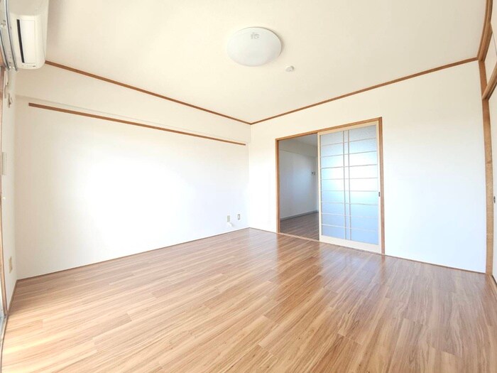 物件内観写真16　(居室)