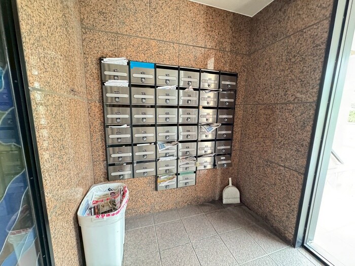 物件外観写真4　(建物設備)