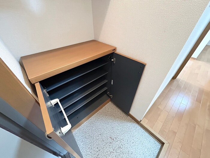 物件内観写真19　(靴箱)