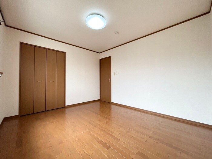 物件内観写真21　(居室)