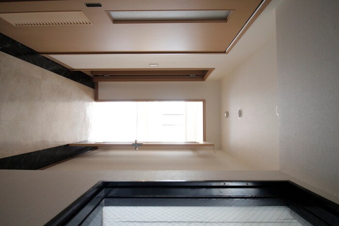 物件内観写真10　(廊下)