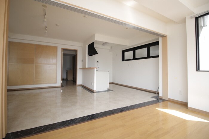 物件内観写真18　(居室)