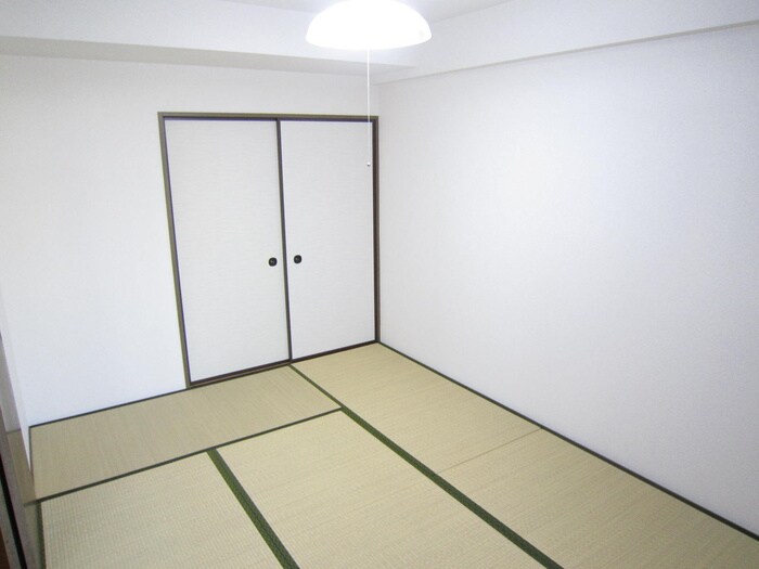 物件内観写真6　(居室)