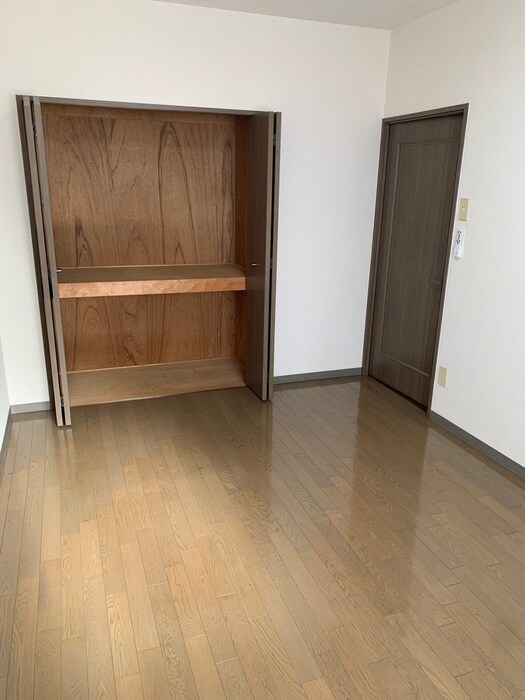 物件内観写真19　(収納)
