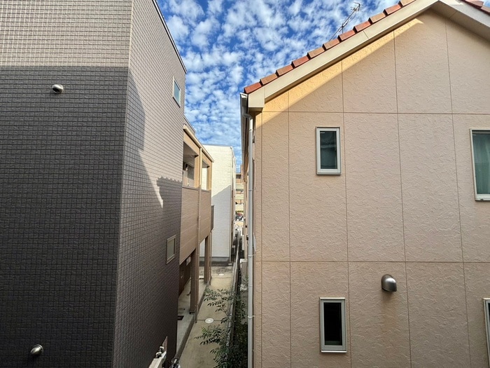 物件内観写真15　(室内からの展望)