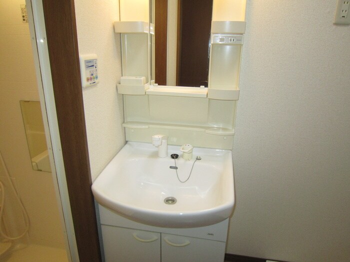 物件内観写真15　(洗面)