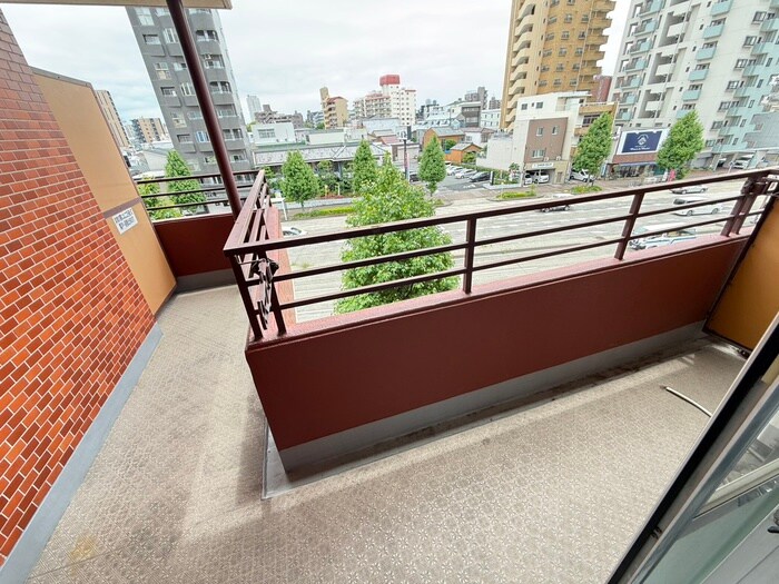 物件内観写真18　(ベランダ・バルコニー)