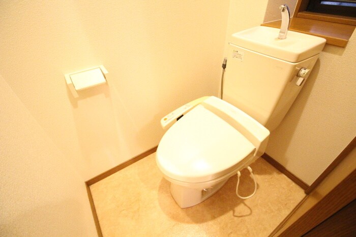 物件内観写真14　(トイレ)