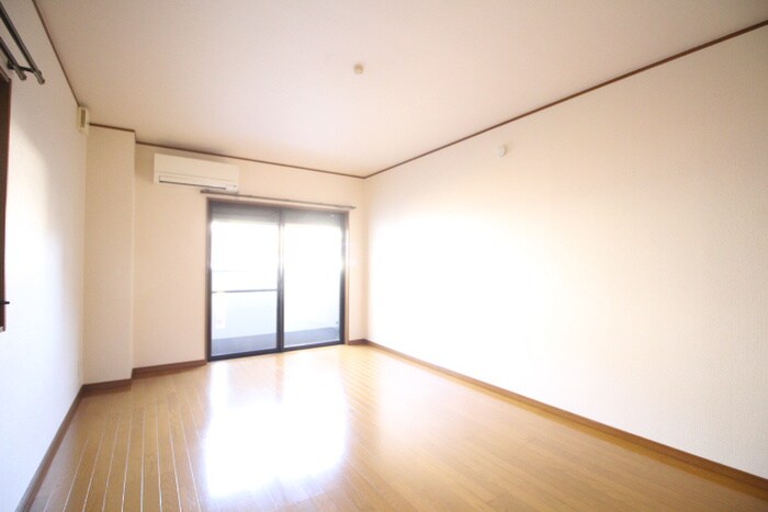 物件内観写真19　(居室)