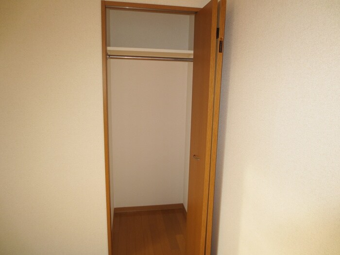物件内観写真11　(収納)