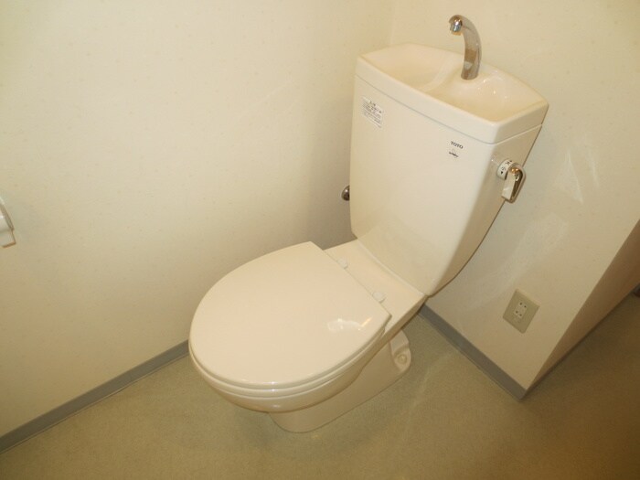 物件内観写真18　(トイレ)