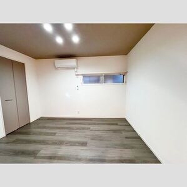 物件内観写真7　(居室)