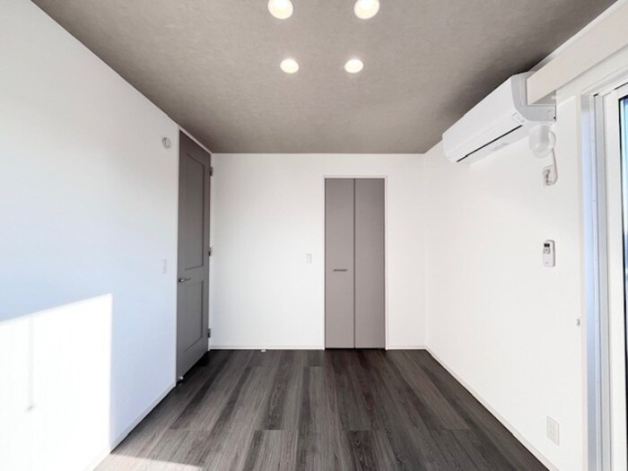 物件内観写真10　(居室)