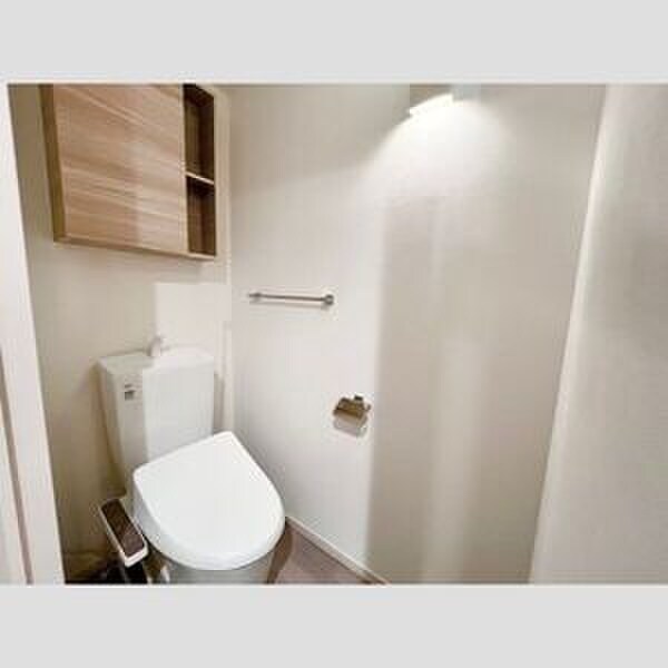 物件内観写真11　(トイレ)