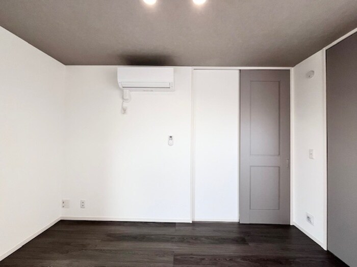 物件内観写真15　(居室)