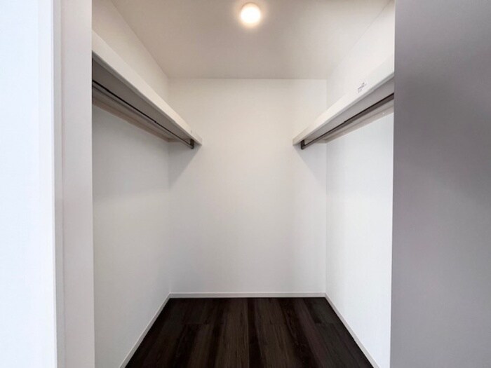 物件内観写真17　(収納)